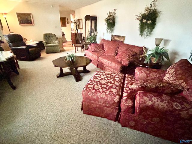 400 Lonz Lonz St., Gadsden, AL 35903