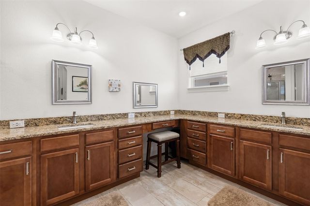 700 S FLORIDA AVENUE, Howey In The Hills, FL 34737