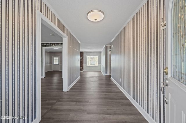 2882 Ivy Road, Greenville, NC 27858