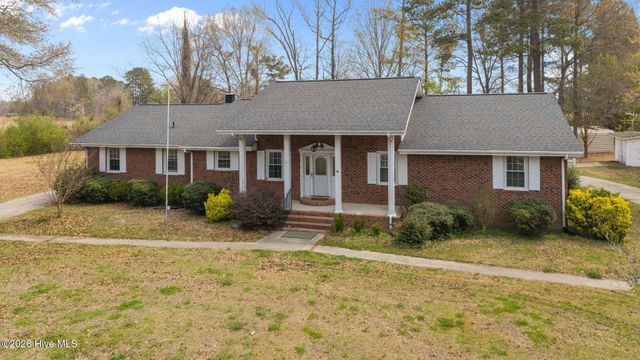 2882 Ivy Road, Greenville, NC 27858