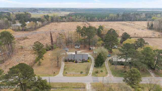 2882 Ivy Road, Greenville, NC 27858