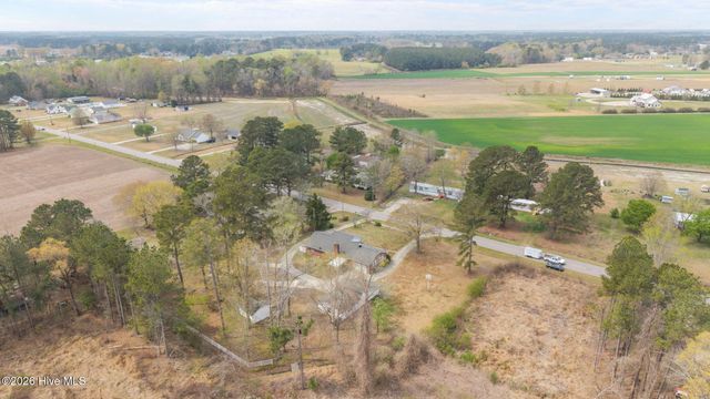 2882 Ivy Road, Greenville, NC 27858