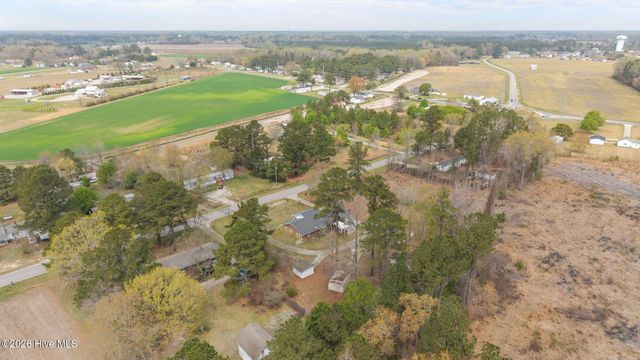 2882 Ivy Road, Greenville, NC 27858