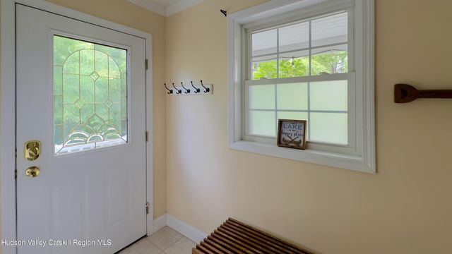 10 Sunrise Court, Athens, NY 12015