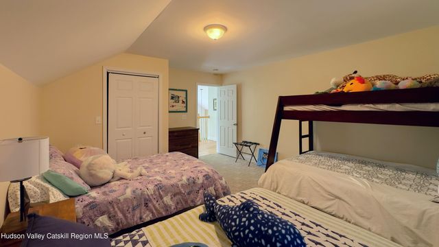 10 Sunrise Court, Athens, NY 12015