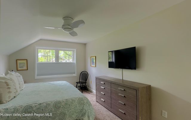 10 Sunrise Court, Athens, NY 12015