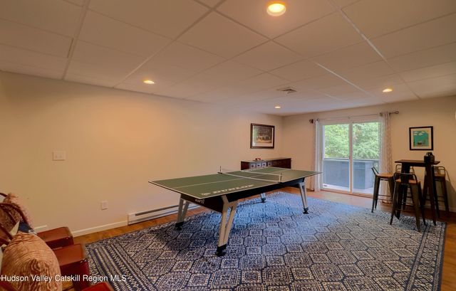 10 Sunrise Court, Athens, NY 12015