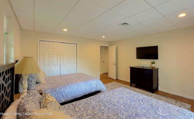 10 Sunrise Court, Athens, NY 12015