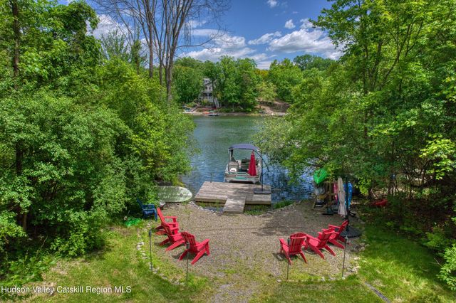 10 Sunrise Court, Athens, NY 12015