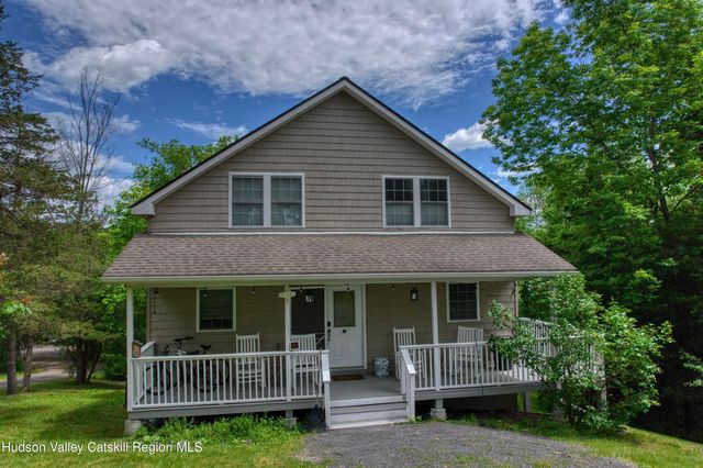 10 Sunrise Court, Athens, NY 12015