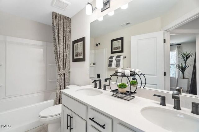 620 Macmillan Way, Knightdale, NC 27545