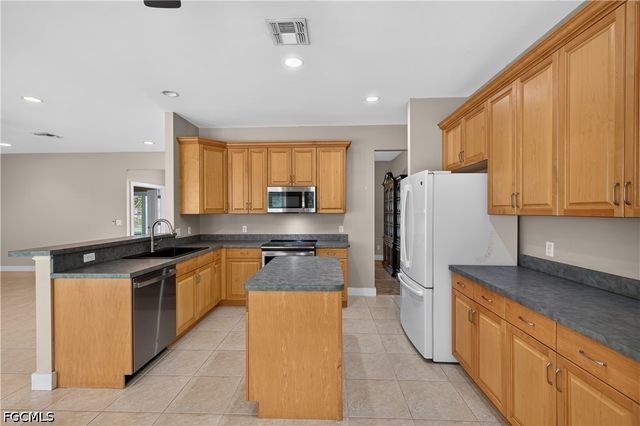 12281 McGregor Palms DR, Fort Myers, FL 33908