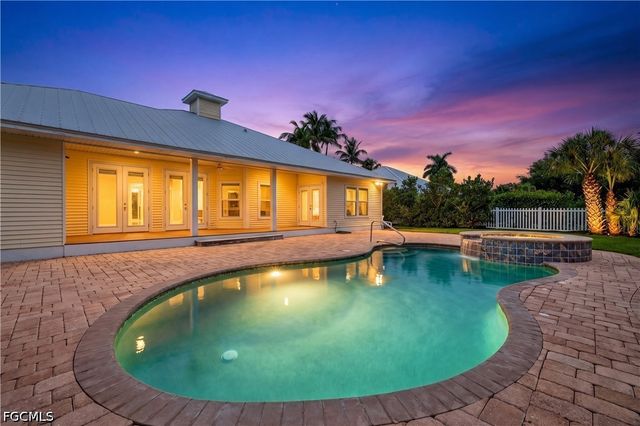 12281 McGregor Palms DR, Fort Myers, FL 33908