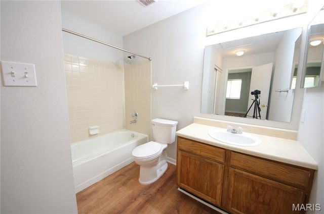 2337 Sandalwood Creek Court D, Wildwood, MO 63038