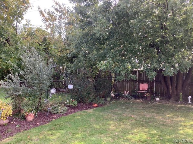 113 Idlewood Drive, Tonawanda, NY 14150