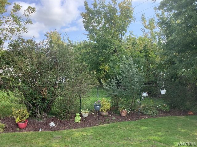 113 Idlewood Drive, Tonawanda, NY 14150