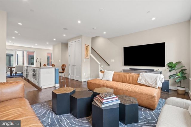 607 SLADE CT, Alexandria, VA 22314