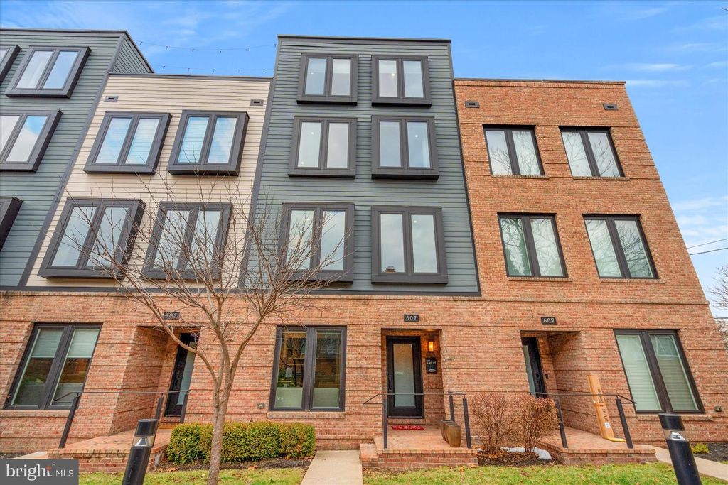 607 SLADE CT, Alexandria, VA 22314