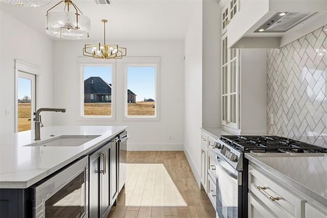 4381 Raymond Lane, Guthrie, OK 73044