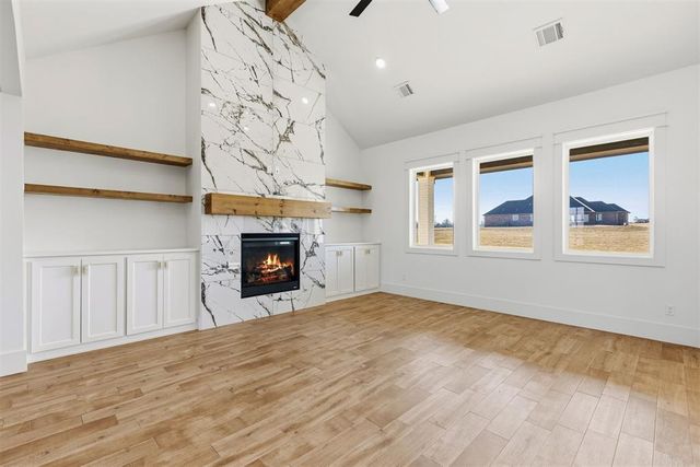 4381 Raymond Lane, Guthrie, OK 73044