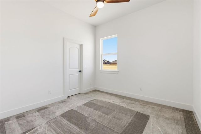 4381 Raymond Lane, Guthrie, OK 73044