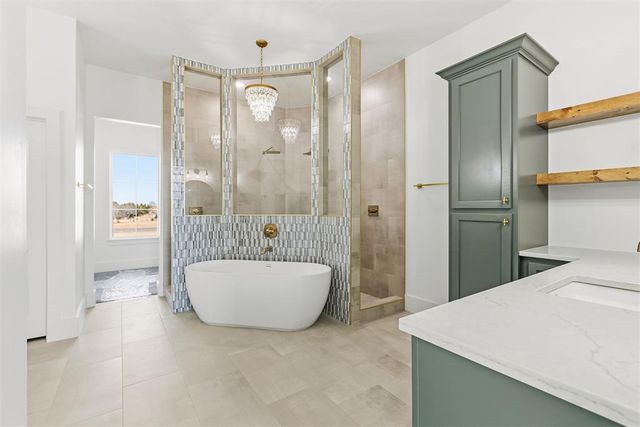 4381 Raymond Lane, Guthrie, OK 73044