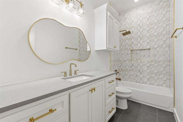 4381 Raymond Lane, Guthrie, OK 73044