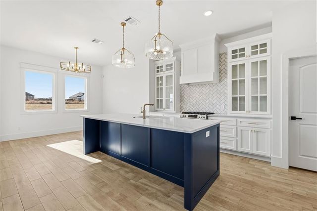 4381 Raymond Lane, Guthrie, OK 73044