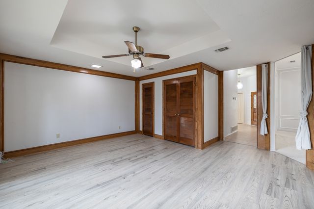 3716 Windomere Drive, Bedford, TX 76021