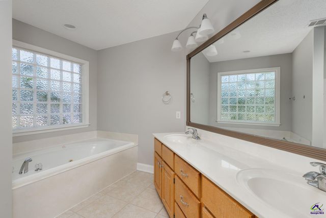 106 Blossom Court, Bonaire, GA 31005