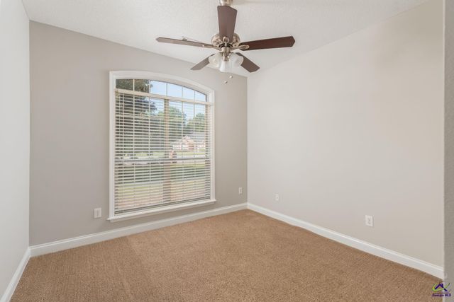 106 Blossom Court, Bonaire, GA 31005