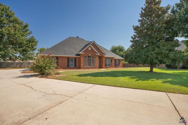 106 Blossom Court, Bonaire, GA 31005