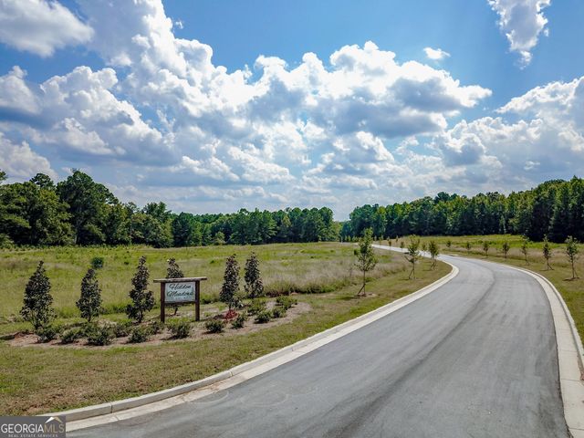 136 Hidden Meadows Drive, Gay, GA 30218