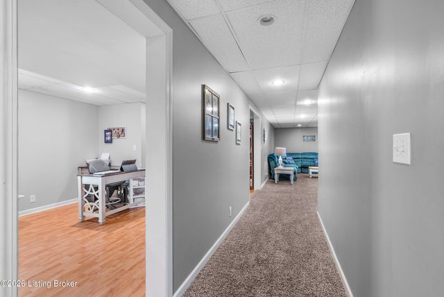 468 Simmons Ln, Mt Washington, KY 40047