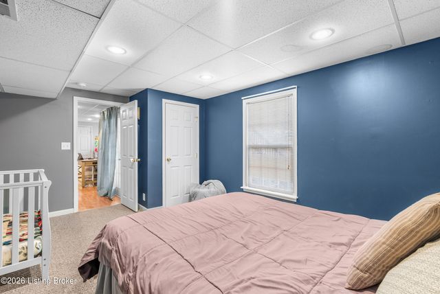 468 Simmons Ln, Mt Washington, KY 40047