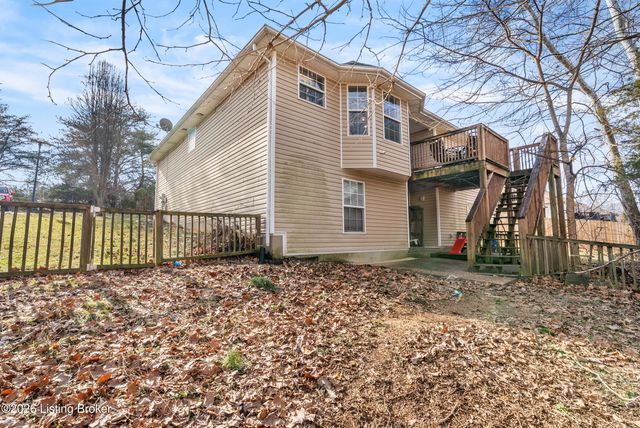 468 Simmons Ln, Mt Washington, KY 40047