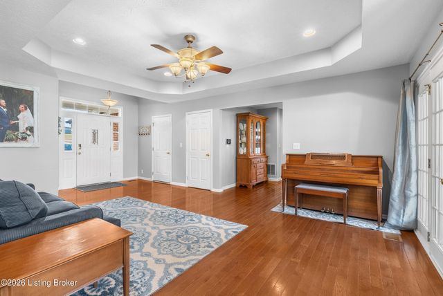 468 Simmons Ln, Mt Washington, KY 40047