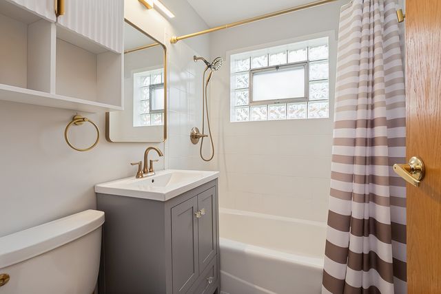 7112 W 114th Place, Worth, IL 60482