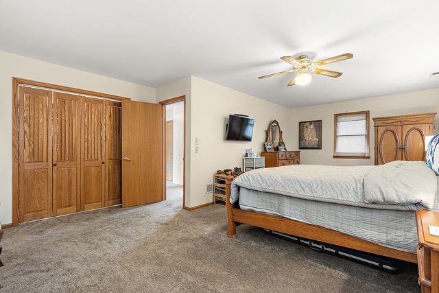 7112 W 114th Place, Worth, IL 60482