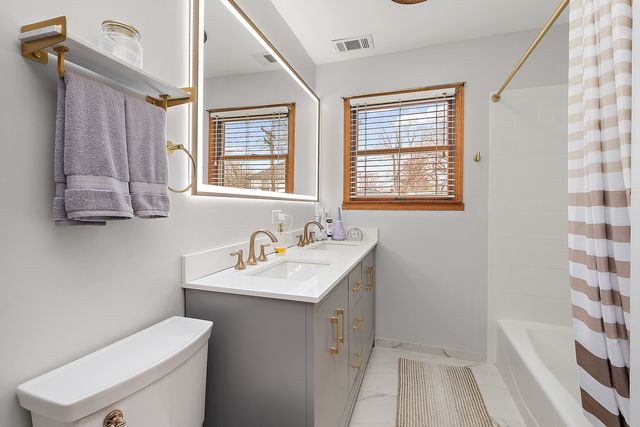 7112 W 114th Place, Worth, IL 60482