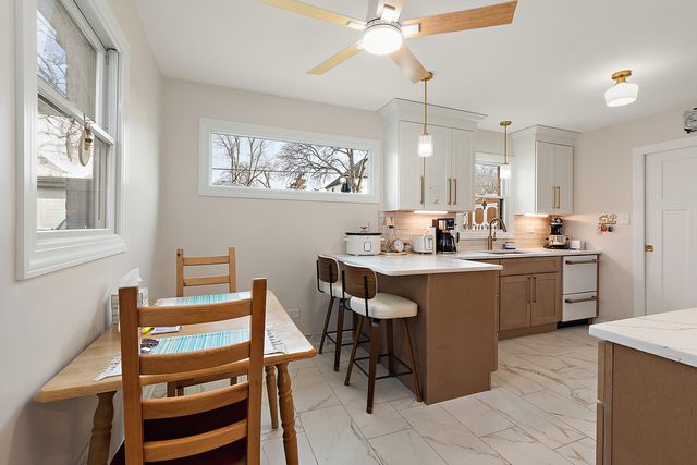 7112 W 114th Place, Worth, IL 60482