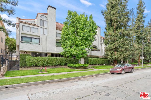 10926 Bluffside Drive 3, Studio City (los Angeles), CA 91604