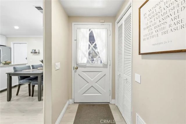 4201 W Oak, Fullerton, CA 92833