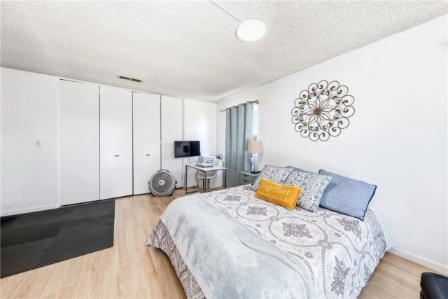 4201 W Oak, Fullerton, CA 92833