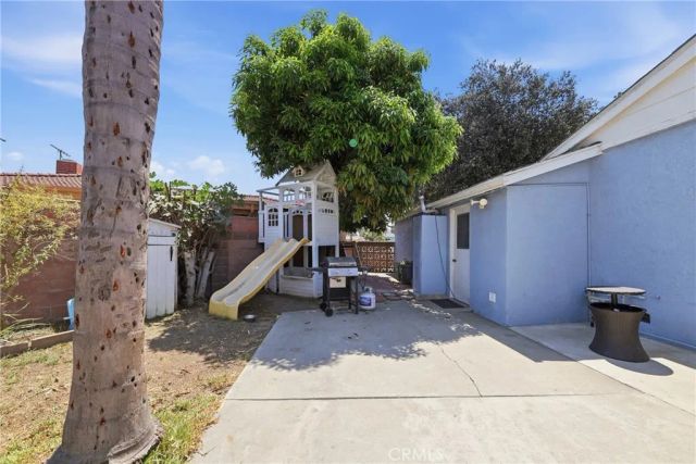 4201 W Oak, Fullerton, CA 92833