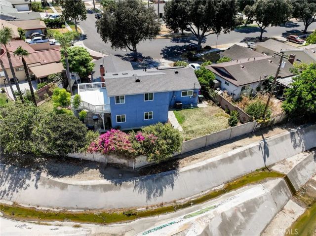 4201 W Oak, Fullerton, CA 92833