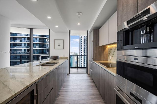 801 S Miami Ave 2901, Miami, FL 33130