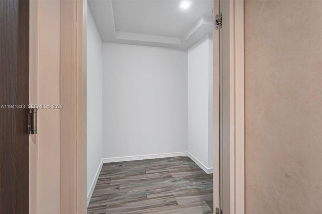 801 S Miami Ave 2901, Miami, FL 33130