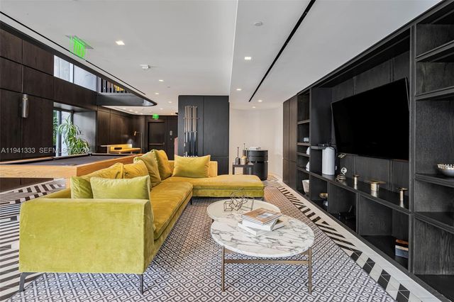 801 S Miami Ave 2901, Miami, FL 33130