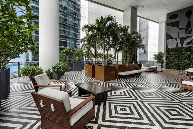 801 S Miami Ave 2901, Miami, FL 33130